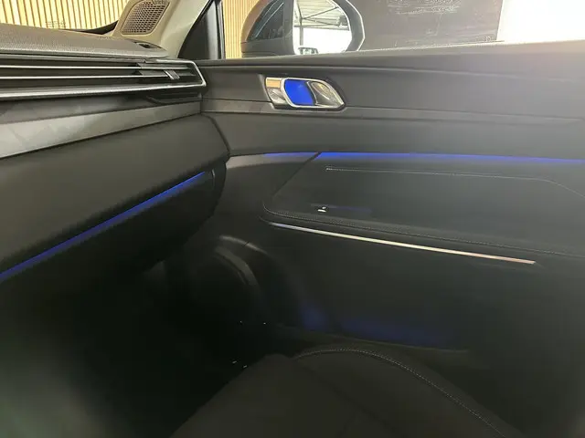 Lynk & Co 01 1.5 2024 Hybride Benzine 24