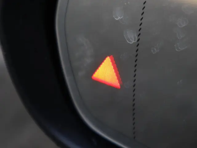 Mercedes-Benz EQB 300 4MATIC AMG line 2022 Elektrisch 9