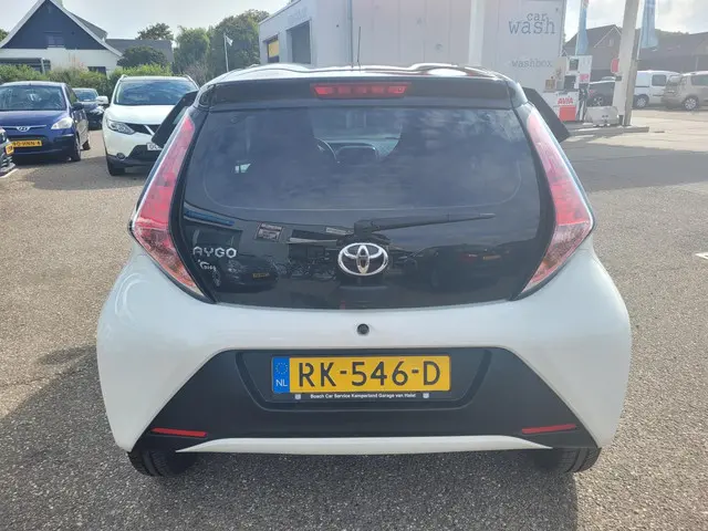 Toyota Aygo 1.0 VVT-i x-fun 2018 Benzine 5