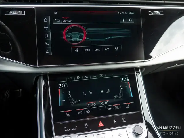 Audi Q8 55 TFSI e quattro S-Line 2022 Hybride Benzine 28