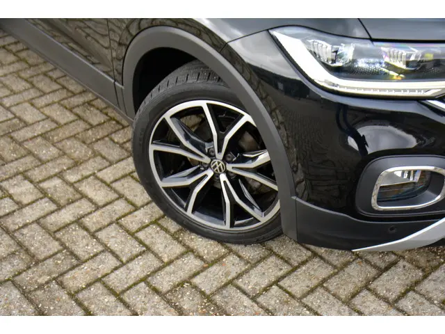 Volkswagen T-Cross 1.0 TSI Life Business 2020 Benzine 34