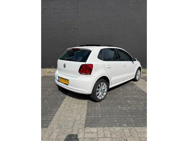 Volkswagen Polo 1.2 TSI Life PANO 2013 2013 Benzine 5