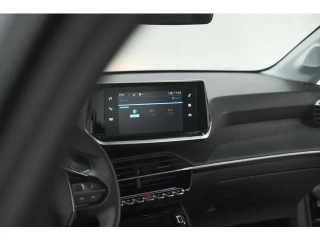 Peugeot 208 PureTech 75 Active 2023 Benzine 39