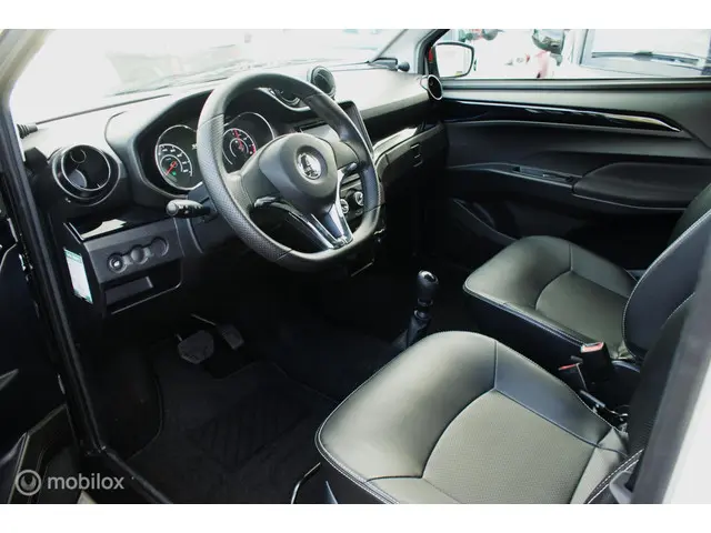 Aixam City Brommobiel Sport 2024 Diesel 8