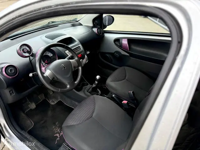 Peugeot 107 1.0 Active Facelift 2014 Benzine 7