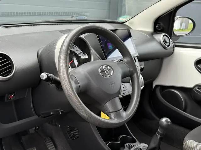 Toyota Aygo 1.0 VVT-i Comfort 2012 Benzine 11