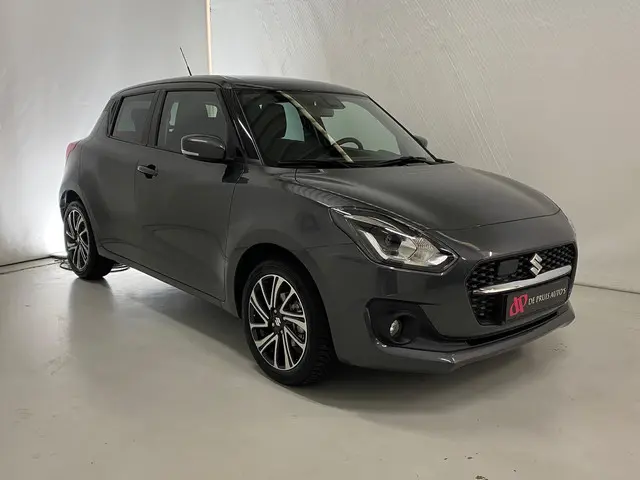 Suzuki Swift 1.2 Style Smart Hybrid 2024 Benzine 41