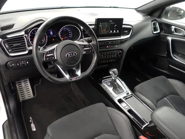Kia ProCeed 1.4 T-GDI GT-PlusLine Aut- 2019 Benzine 2