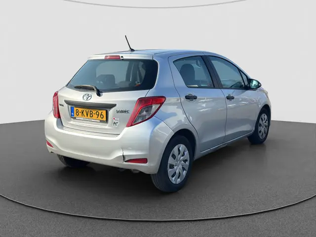Toyota Yaris 1.0 VVT-i Comfort 2012 Benzine 16