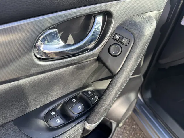 Nissan QASHQAI 1.6 Tekna 2018 Benzine 19