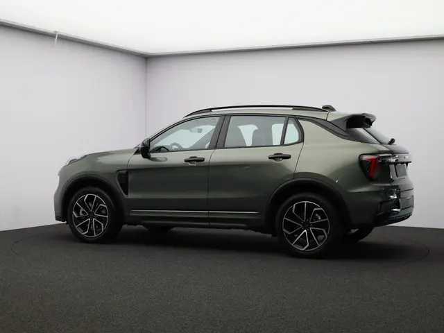 Lynk & Co 01 1.5 Core 2025 Hybride Benzine 30