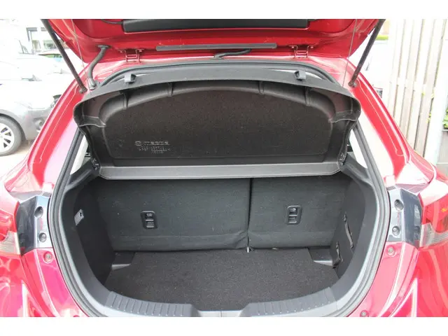 Mazda 2 1.5 Skyact-G Luxury 2021 Benzine 22