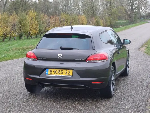 Volkswagen Scirocco 1.4 TSI Highline 2013 Benzine 6