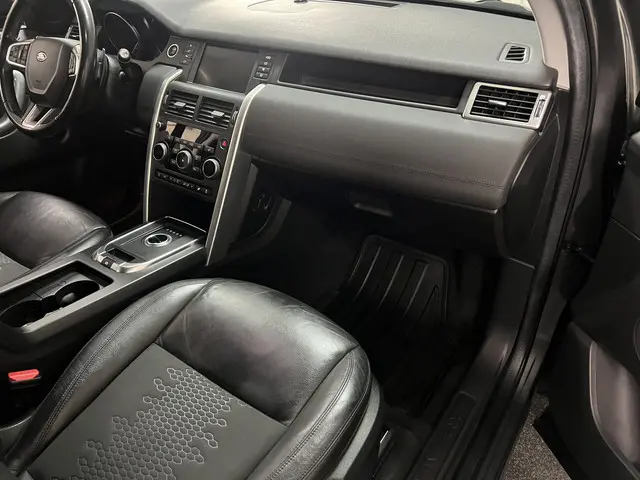 Land Rover Discovery Sport 2.0 TD4 SE 2018 Diesel 35