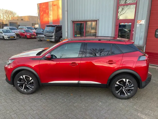 Peugeot 2008 1.2 PureTech Blue Lease Allure 2020 Benzine 8