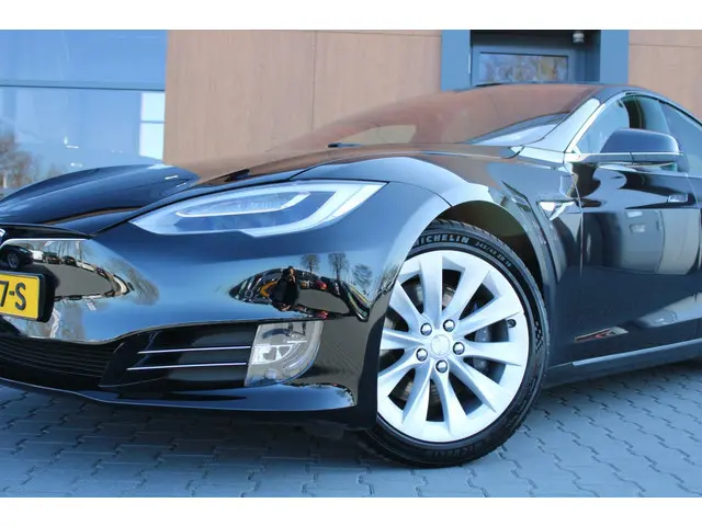 Tesla Model S 75D | Schuifdak 2018 Elektrisch 18