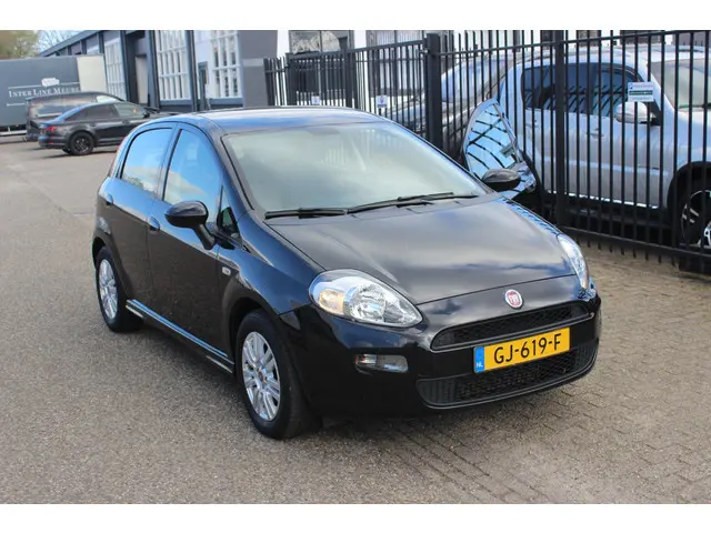 Fiat Punto Evo 1.3 M-Jet Lounge 2015 Diesel 13