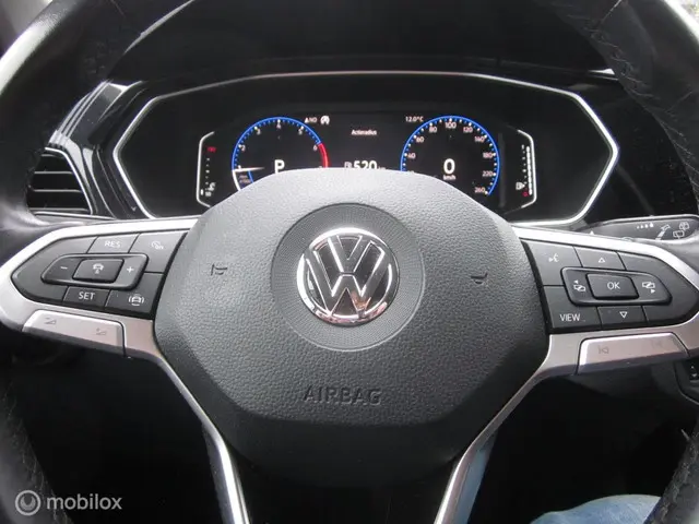 Volkswagen T-Cross 1.0 TSI Life Business 2020 Benzine 11