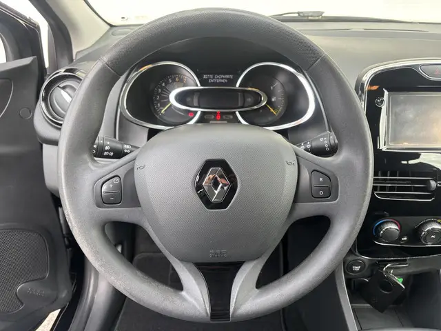 Renault Clio 1.2 16V/AIRCO/NAVI/APK 2014 Benzine 12