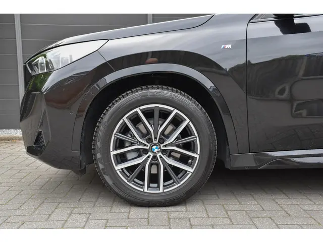 BMW X1 sDrive18i 2024 Benzine 15