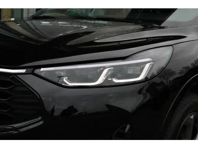 Ford Kuga 2.5 FHEV ST-Line 2024 Hybride Benzine 36