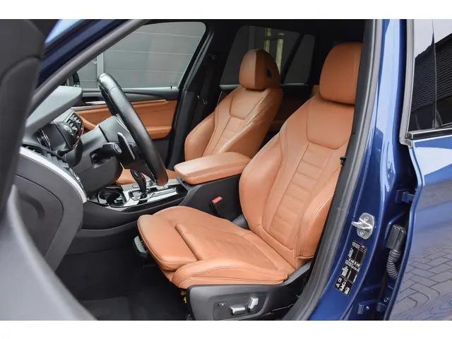 BMW X3 M40i xDrive High Executive 2017 Benzine 8