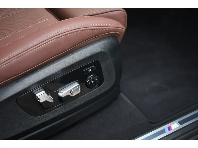 BMW X5 xDrive50e M-Sport Pro 2024 Hybride Benzine 18