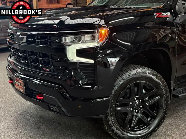 Chevrolet Silverado USA Trailboss, 2024 Benzine 3