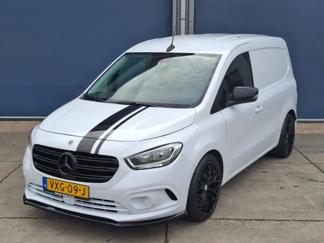 Mercedes-Benz Citan 108 CDI L1 Base 2023 Diesel 2