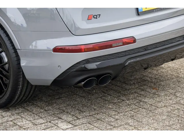 Audi Q7 55 TFSI e quattro S-Line 2022 Hybride Benzine 37