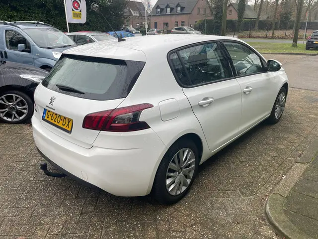 Peugeot 308 1.2 PureTech Blue Lease 2019 Benzine 3