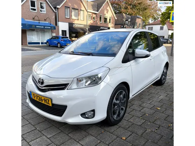 Toyota Yaris 1.3 VVT-i Aspiration 2013 Benzine