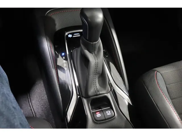Toyota Corolla 1.8 Hybrid Executive, 2019 Hybride Benzine 34