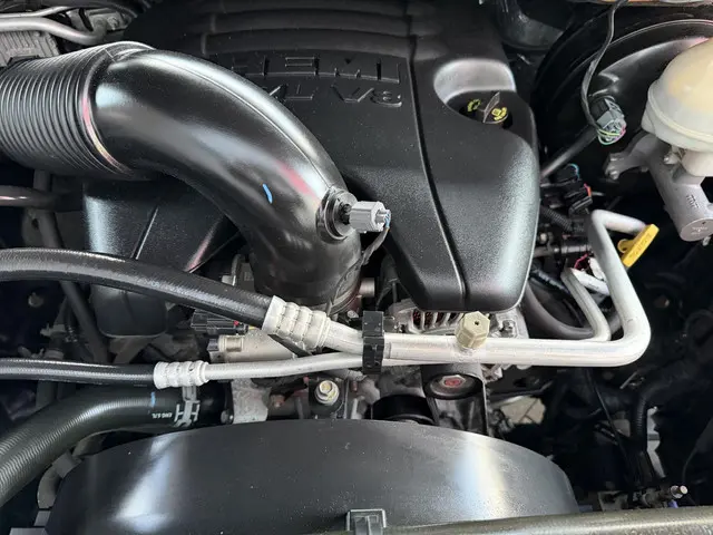 Dodge Ram 1500 5.7 V8 Quad Cab 6'4 2016 Benzine 20