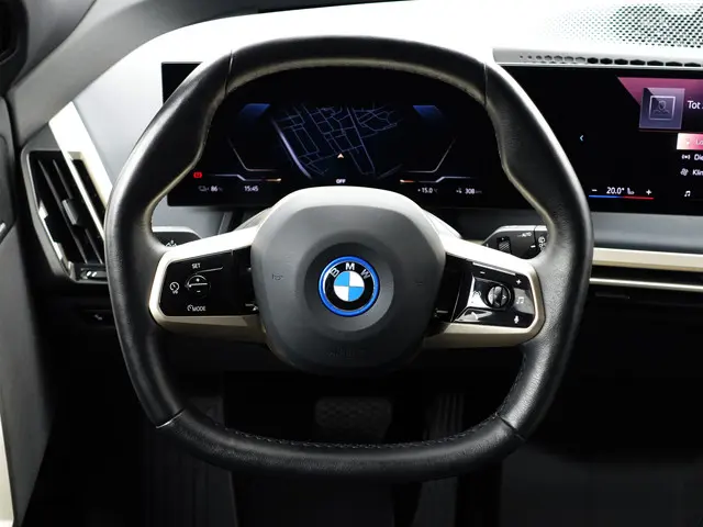 BMW iX xDrive40 M Sport Plus 77 kWh- 2023 Elektrisch 18