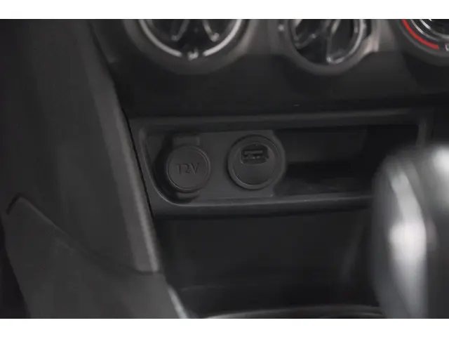 Peugeot 208 PureTech 82 Signature 2019 Benzine 41