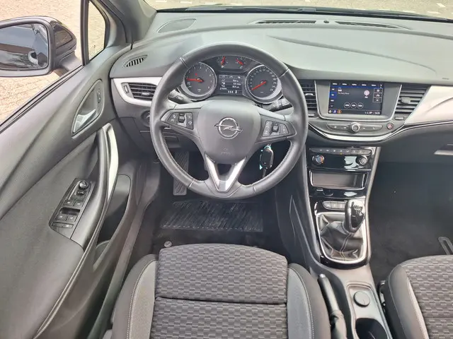 Opel Astra 1.2 Edition 130PK 2021 Benzine 18