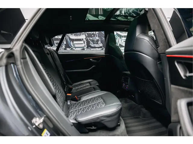 Audi RSQ8 4.0 TFSI quattro 2021 Benzine 21