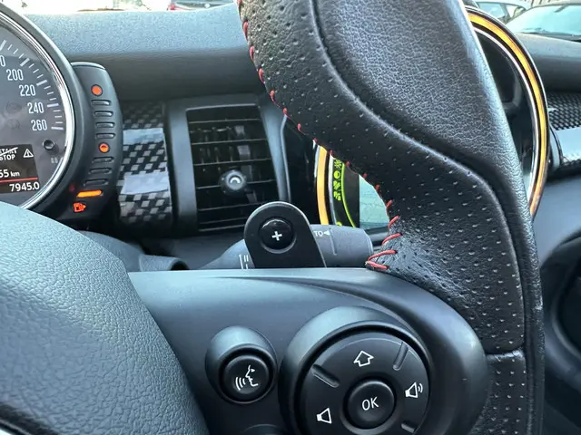 MINI Cooper S Cabrio Mini 2.0 JCW 2017 Benzine 13