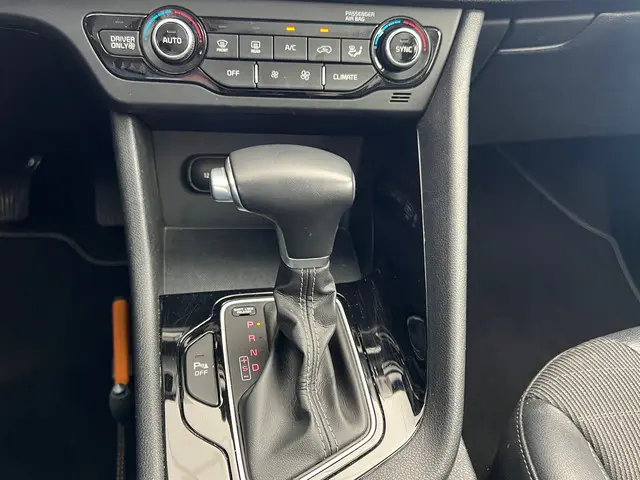 Kia Niro 1.6 GDi Hybrid DynamicLine 2018 Hybride Benzine 19
