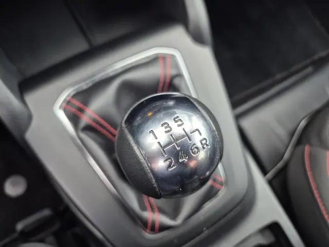 Ford Focus 1.0 EcoBoost Hybrid ST Line 2022 Benzine 43