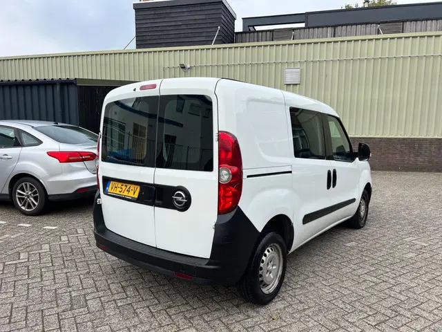 Opel Combo 1.3 CDTi L1H1 ecoFLEX 2014 Diesel 14