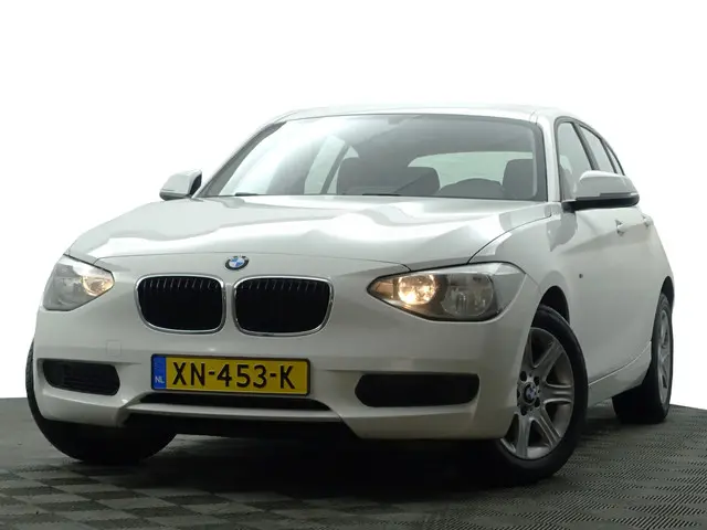 BMW 1 Serie 116i Business- 2012 Benzine 21
