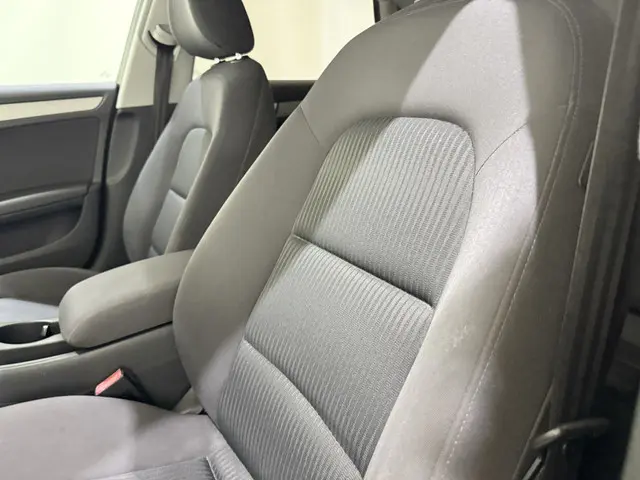 Audi A4 Sedan 1.8 TFSI Pro Line S 2014 Benzine 27