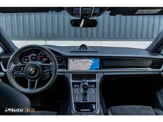 Porsche Panamera Sport Turismo 4.0 GTS 2019 Benzine 13