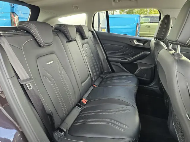 Ford Focus Wagon 1.5 EcoBoost Vignale 2018 Benzine 10