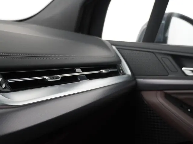 BMW 2 Serie Active Tourer 220i 2024 Benzine 24