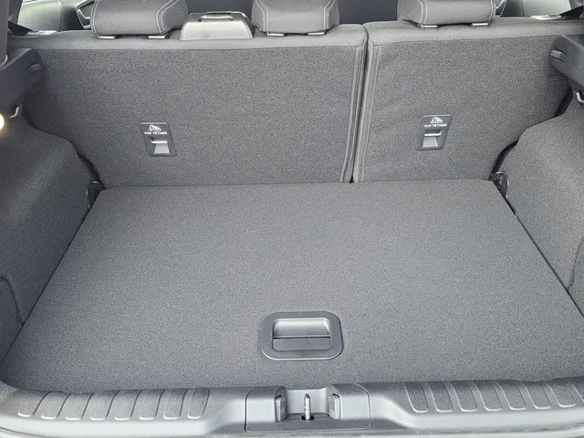 Ford Puma Gen-E 44 kWh 2025 Elektrisch 11