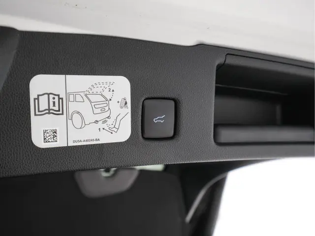 Ford Kuga 2.5 PHEV ST-Line X 2020 Hybride Benzine 27