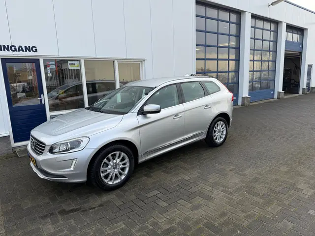Volvo XC60 2.0 D4 FWD SUMMUM 2017 Diesel